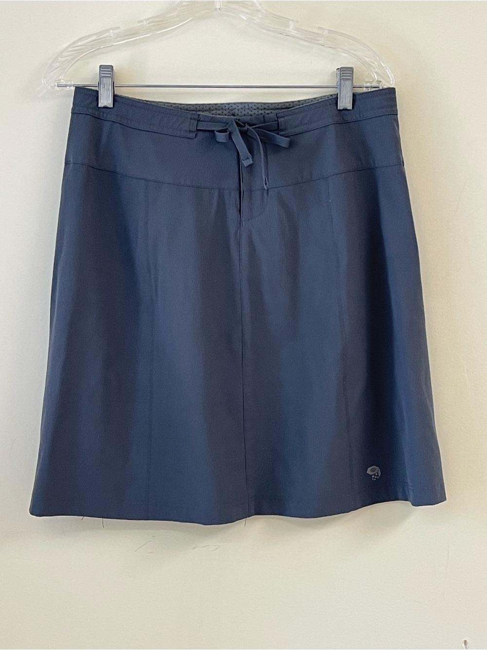 Mountain Hardwear Gray Athletic Hiking Skort Size 8
